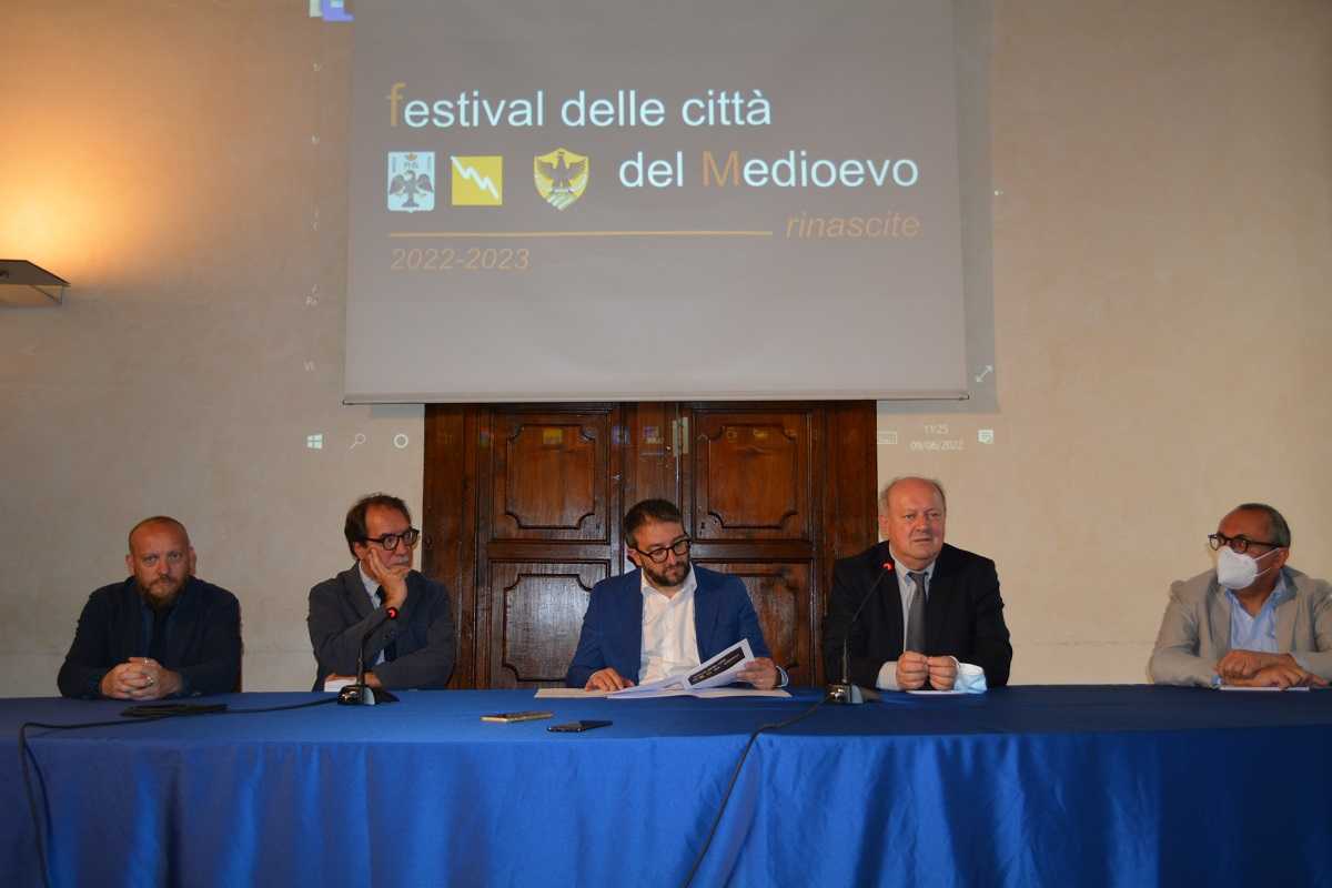 Presentato all’Aquila il Festival delle città del Medioevo: UnivAq e Comune lanciano progetto