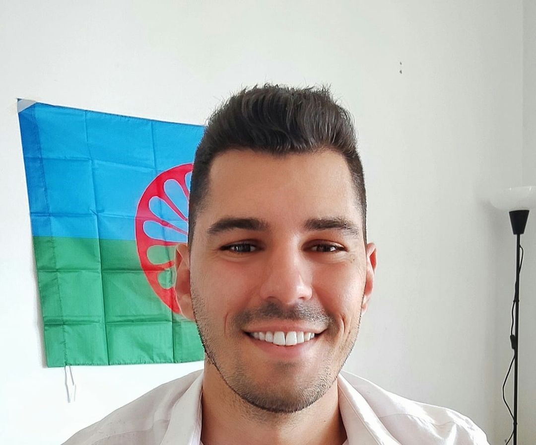 Libri al parco, incontro con l’autore Gennaro Spinelli: “Rom e Stinti, 10 cose che dovresti sapere”