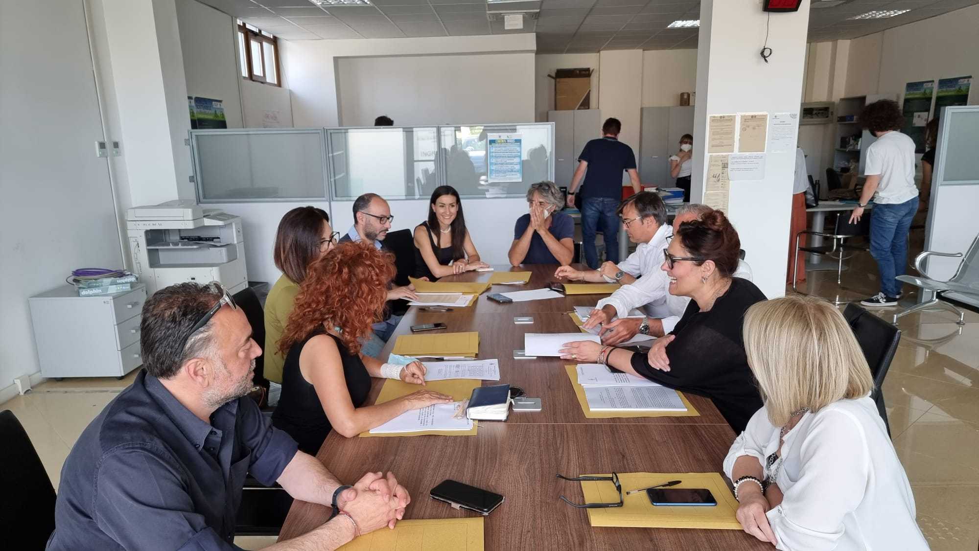 Pista Valle Aterno: firmato accordo programma tra Comuni, al via progettazione definitiva