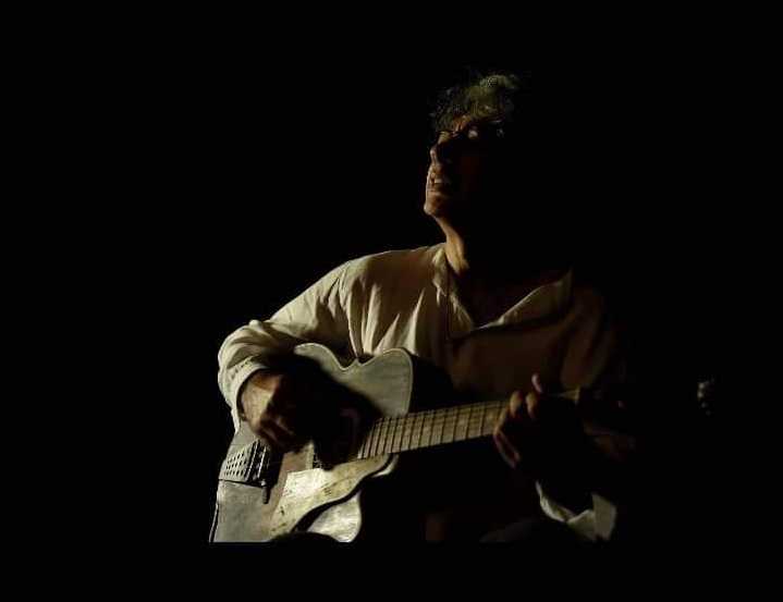 “Come fosse l’ultimo istante”, serata di ringraziamento con il cantautore Scogna a Tricalle Sistema Cultura