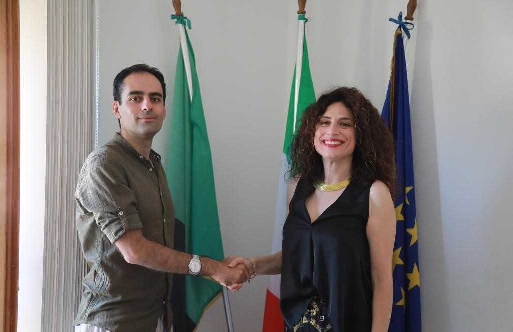 Passaggio di consegne al Comune dell’Aquila, l’assessore Bignotti passa il testimone a Manuela Tursini