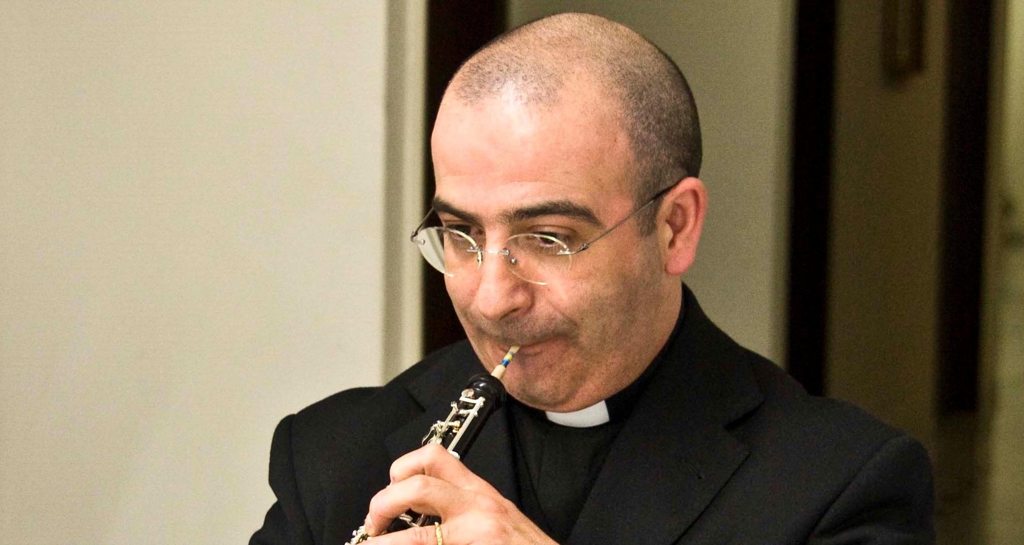 Castelbasso Borgo della cultura: Lauretta e Ozmaei per le mostre, Mario Venuti, Fla e organo per gli spettacoli