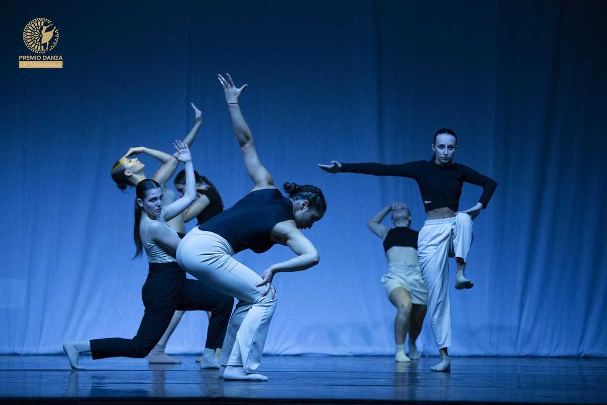 Decine di coreografie mozzafiato al Premio Danza città dell’Aquila (foto)