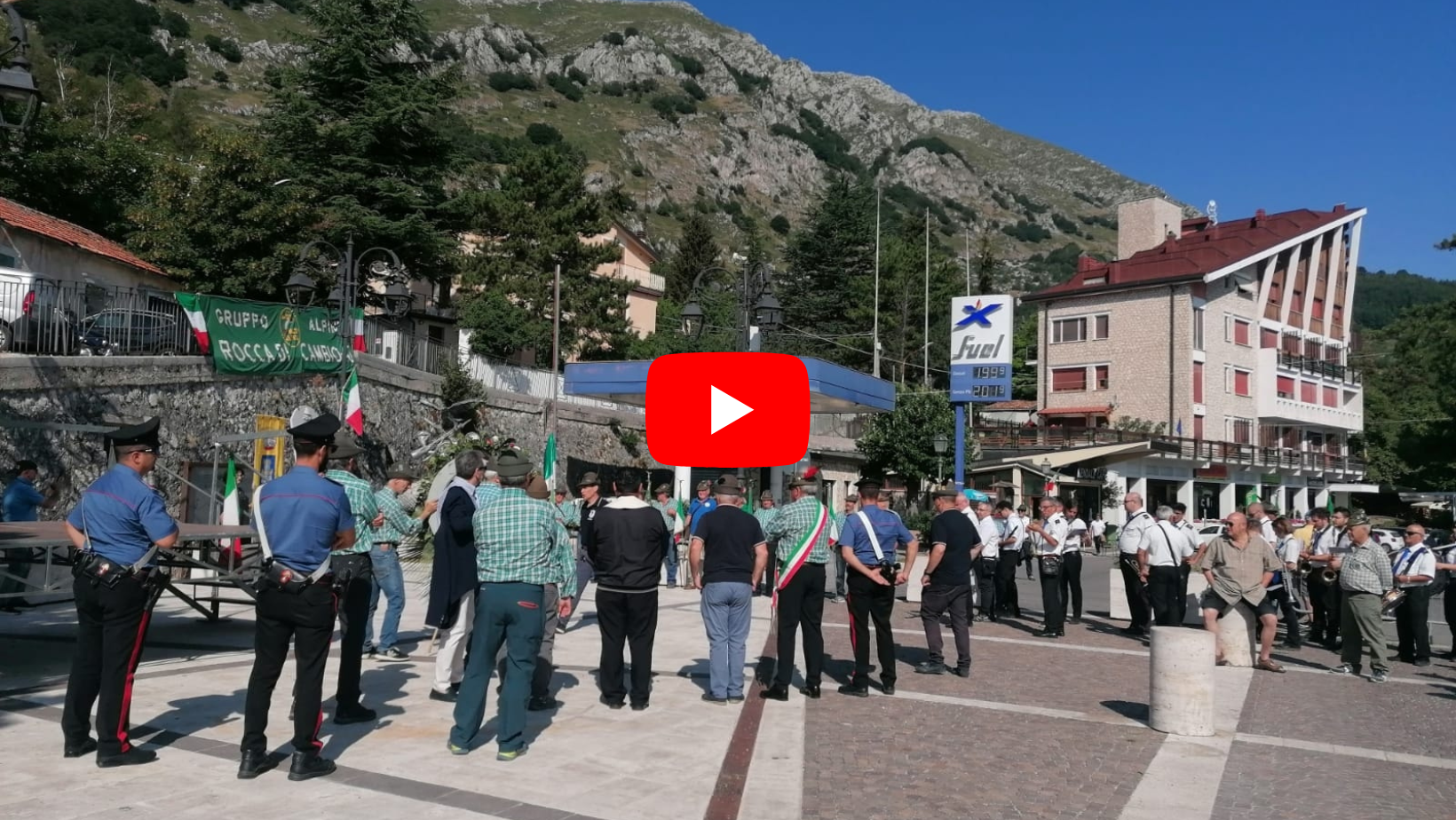 Grande festa a Rocca di Cambio per il raduno della Prima zona degli Alpini (foto e video)