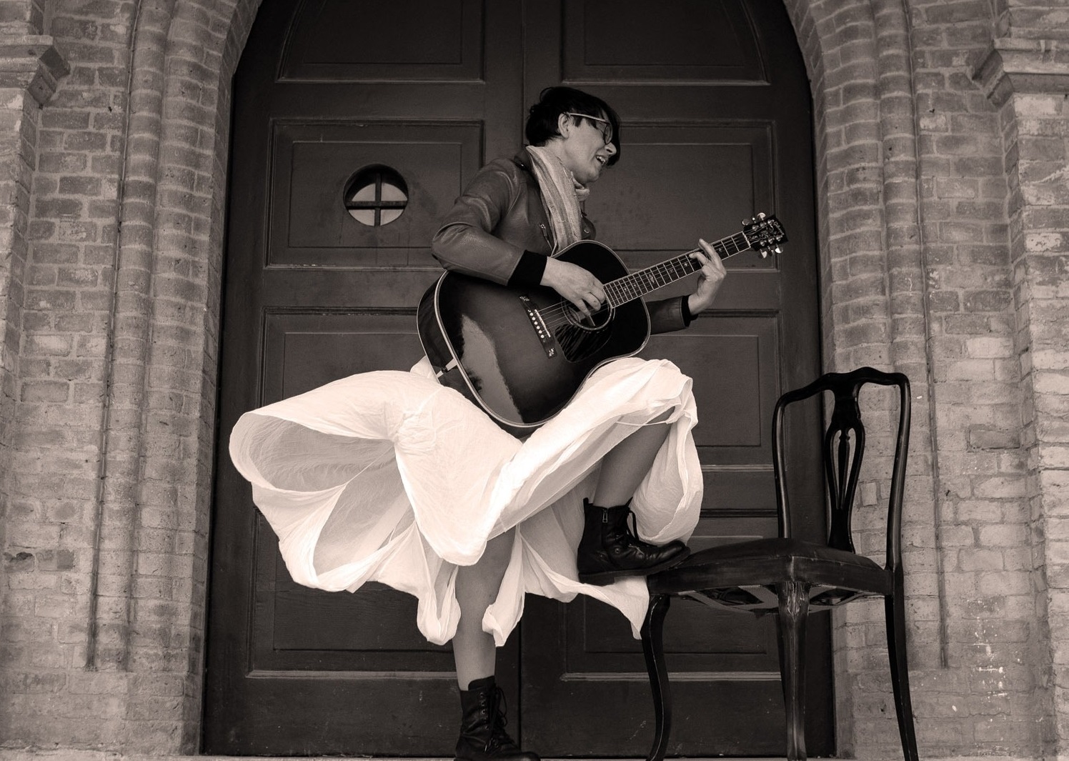 “Amoremé”, esce domani il nuovo album della cantautrice abruzzese Lara Molino