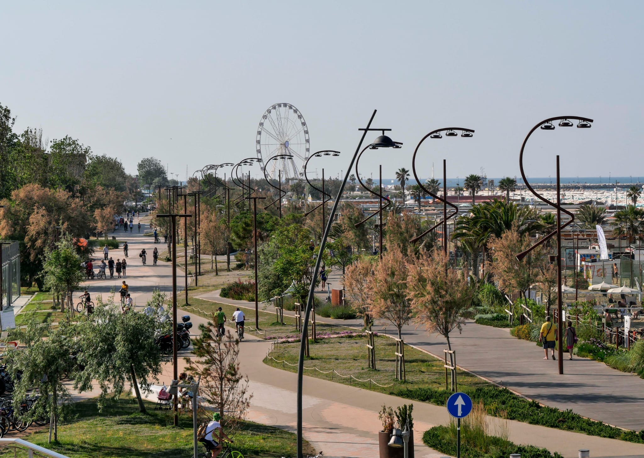 Mare: 418 mln presenze e 31 mld fatturato, la regina dell’estate è Rimini