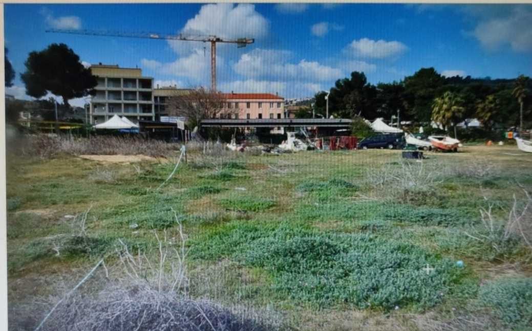 Jova beach Vasto, è polemica su rispetto ambientale: “Azzerata qualsiasi forma di vita” (FOTO)