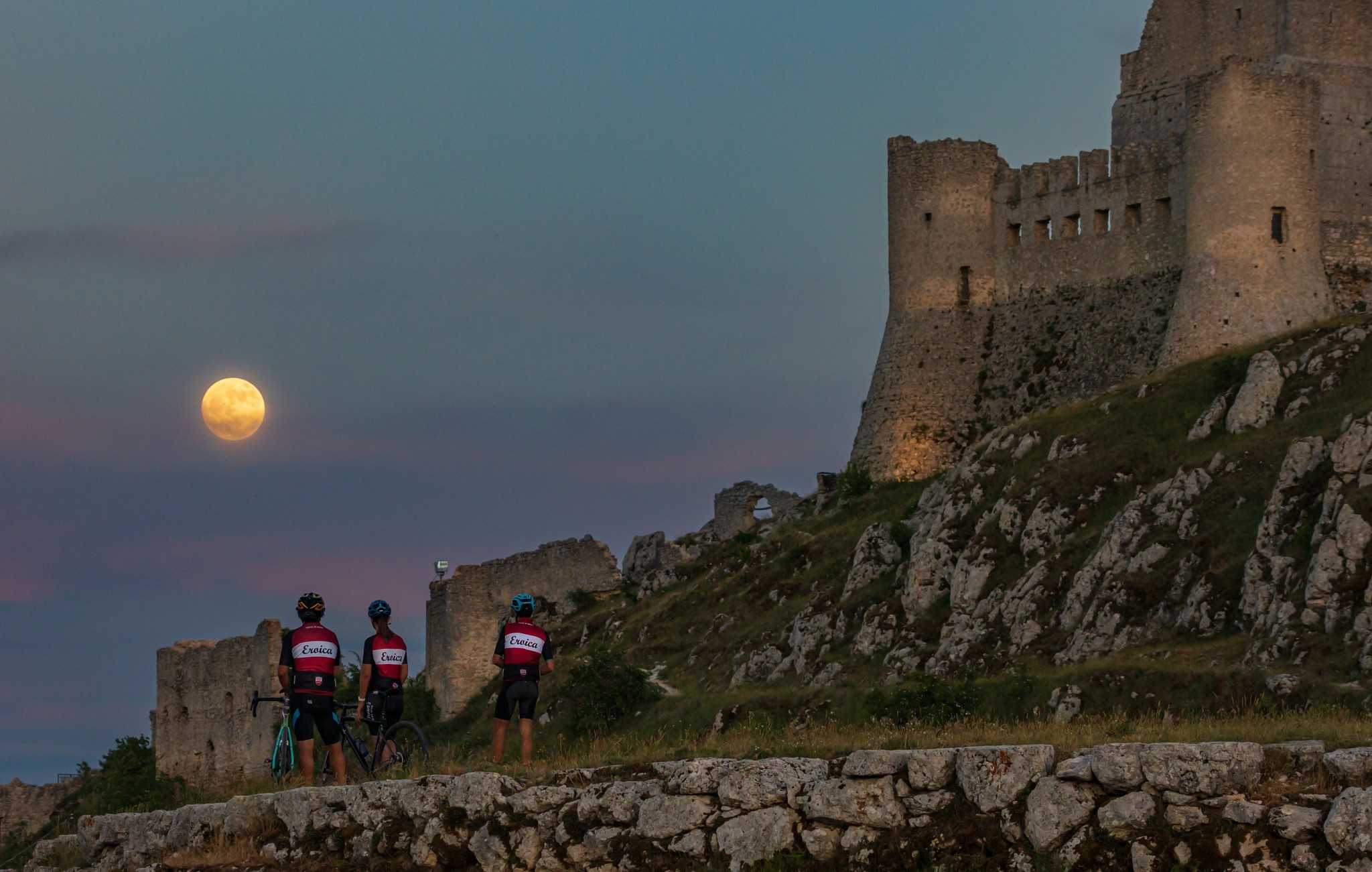 Sport e natura, il ciclismo è “Nova Eroica” sulle montagne d’Abruzzo