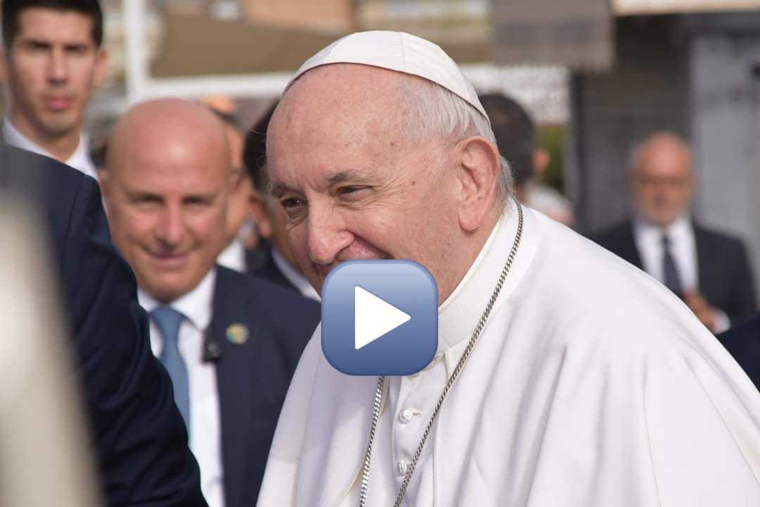L’Abruzzo accoglie con emozione e devozione papa Francesco (Video racconto)