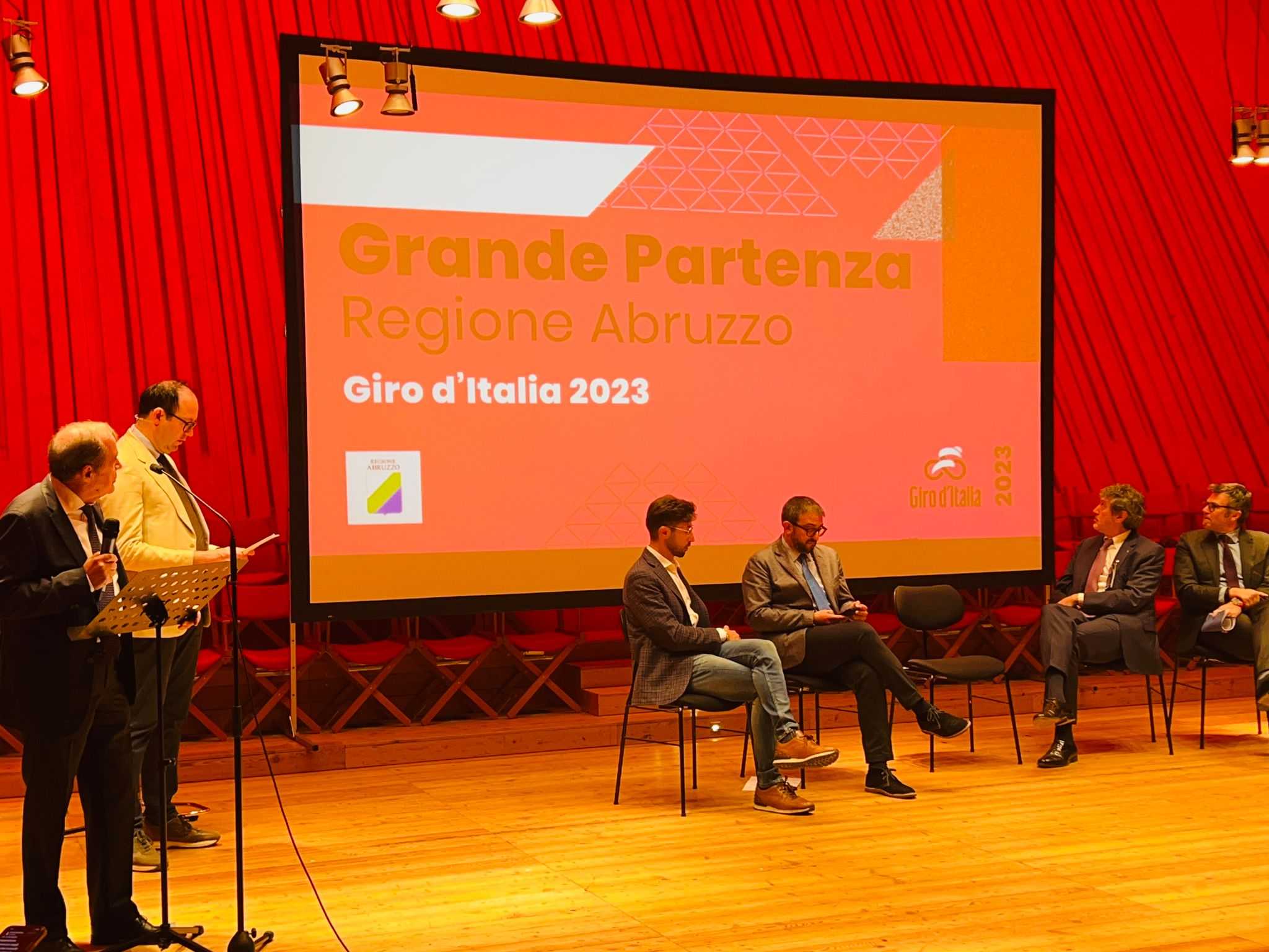 Giro d’Italia, partenza dalla Via Verde: “Grande orgoglio per la provincia di Chieti”
