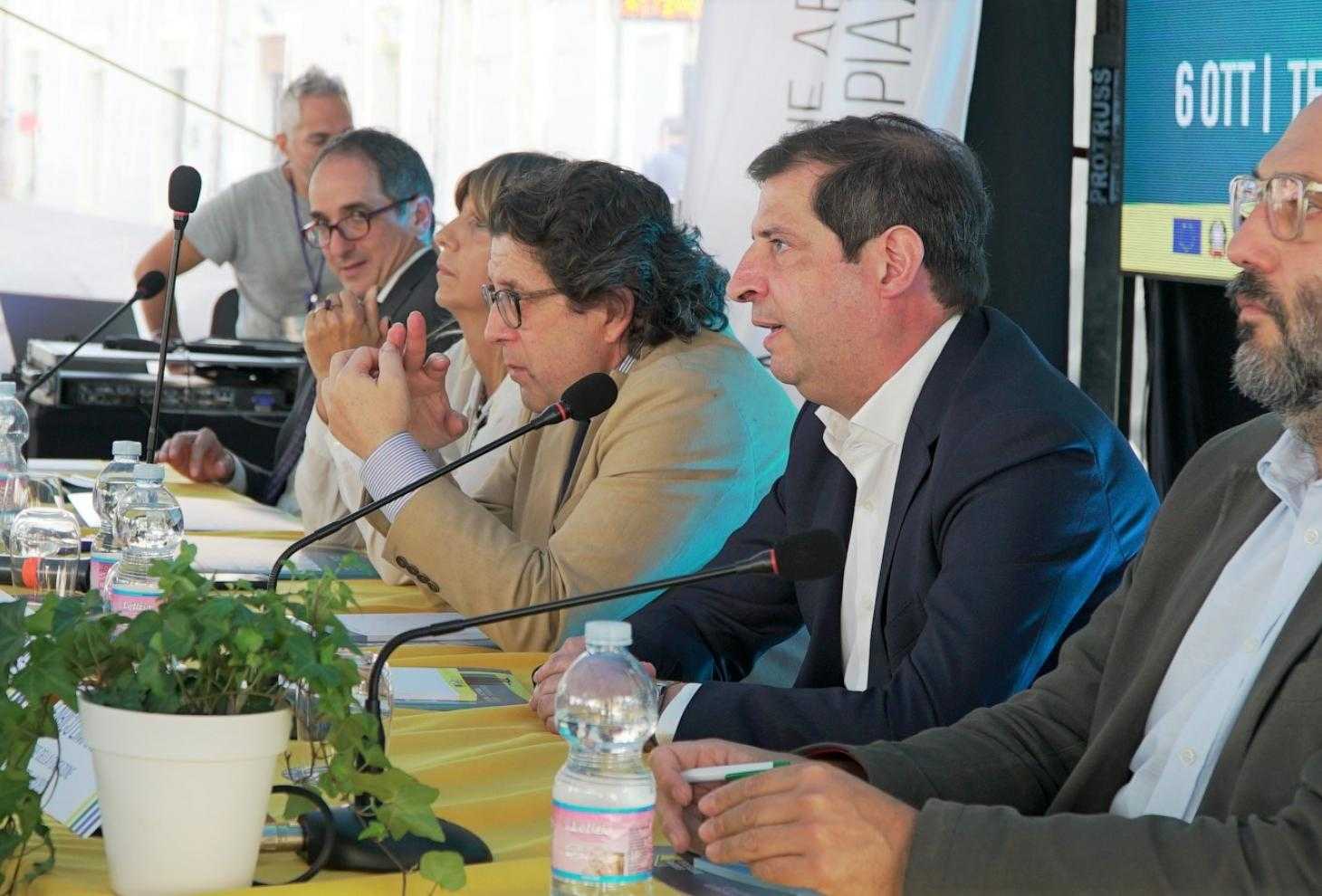 Lavoro, “Europa sotto casa”: incontro tra aziende e giovani