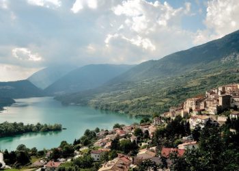 Turismo: sinergia tra Abruzzo e Molise per valorizzare patrimonio artistico e culturale