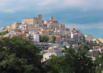 Casoli bellezza d’Italia: il comune abruzzese protagonista nel programma Rai “Il Borgo dei Borghi 2023”