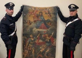 I carabinieri restituiscono l’antico dipinto rubato dalla chiesa di San Michele Arcangelo (fotogallery)