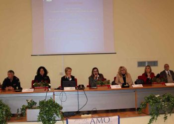 “ProteggiAMOci/AscoltiAMOci”, ragazzi a confronto contro ogni forma di violenza