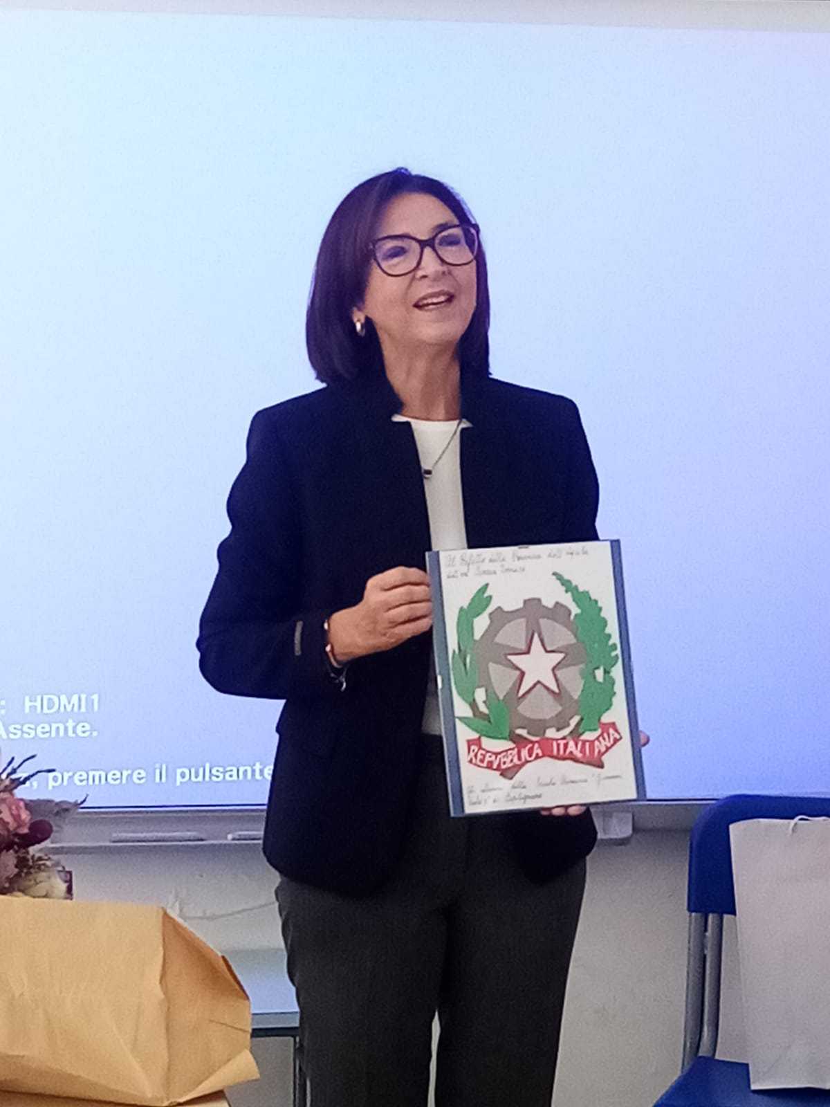 Il Prefetto Torracco In Visita Nella Scuola Primaria Di Capitignano 