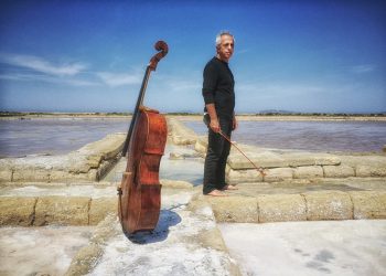 Sollima tra Bowie e Vivaldi sul palco con i Solisti Aquilani