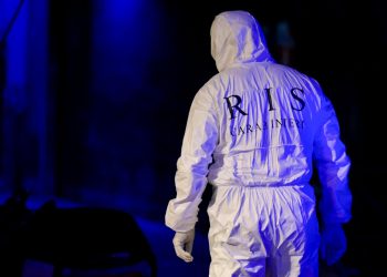 Uccise madre a coltellate nel Chietino, sopralluogo Ris in casa sequestrata