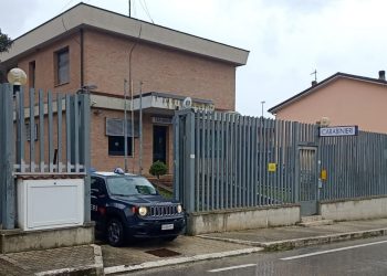 Anziano smarrisce la strada di casa e cade in un dirupo: ritrovato e salvato dai carabinieri