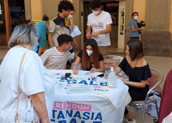Bocciato il referendum sull’eutanasia legale, comitato Teramo: “La battaglia non si fermerà”