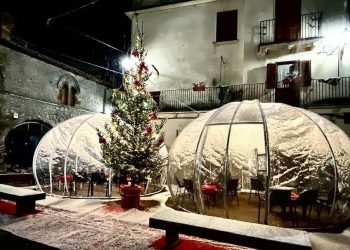 Per Natale in alto i calici nel borgo di Castelvecchio Subequo