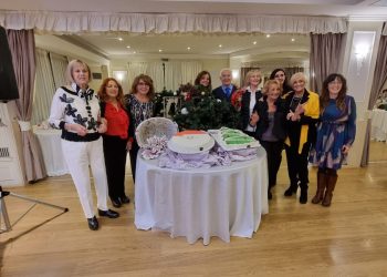 Musica, divertimento e buon cibo alla conviviale dell’associazione 50&più: in scena l’attore Corrado Oddi