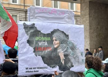 Giornata mondiale dei diritti umani: le associazioni teramane marciano a sostegno del popolo iraniano