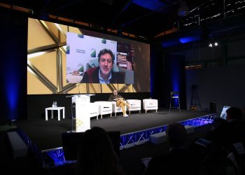 Infrastrutture, Marsilio: “Al lavoro su terza corsia A14 e su ferrovia Pescara-Roma”