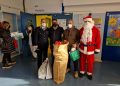 Un sorriso per i più piccoli: il Babbo Natale della polizia penitenziaria arriva al Mazzini di Teramo