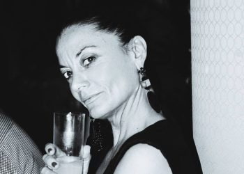 Malore improvviso, muore a 47 anni Roberta Tana: ballerina e manager abruzzese