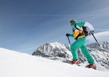 Una giornata con guide alpine e accompagnatori di media montagna per scoprire il territorio