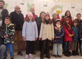 Le creazioni di 300 bambini accendono il Natale, grande successo per la mostra (Fotogallery)