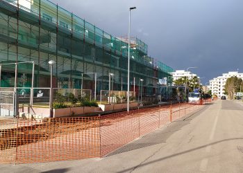 Lavori in corso in via Magellano: nuovi marciapiedi, nuova illuminazione e asfalto