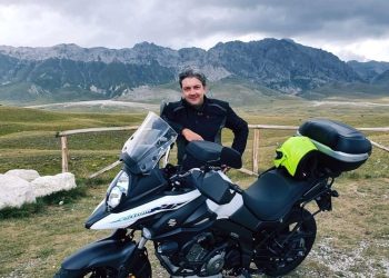 La famiglia di Fabrizio Sciarra ringrazia la comunità: “Rispetteremo i suoi principi”