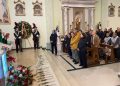 Tragedia Rigopiano, 29 rose bianche e fiaccolata in ricordo delle 29 vittime (Fotogallery)