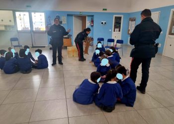 Natura e montagna a scuola: una lezione speciale con i carabinieri forestali