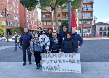 Naiadi, al via presidio permanente dei lavoratori a Piazza Unione a Pescara