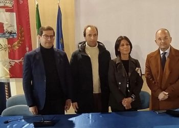 Sisma: al via i lavori per l’edificio Ater, cantiere avviato alla presenza del commissario Castelli