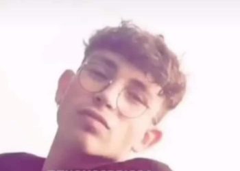 Cecchino spara davanti a un locale, 18enne clinicamente morto