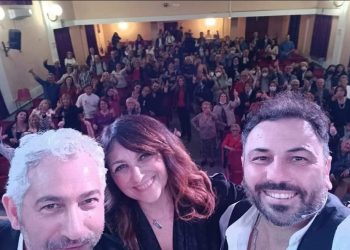 Commedia napoletana al teatro Comunale di Città Sant’Angelo: ingresso gratuito