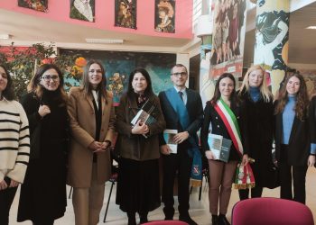 Scambi culturali a Giulianova: il liceo Curie accoglie una delegazione dell’ambasciata rumena