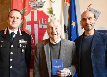 Tracce di storia, parla l’ultimo carceriere di Mussolini: “Tenete sempre sotto gli occhi la Costituzione”