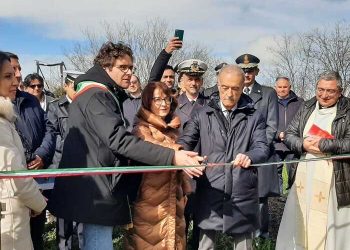 Taglio del nastro della prima opera targata Zes in Abruzzo: una mega rotatoria stradale