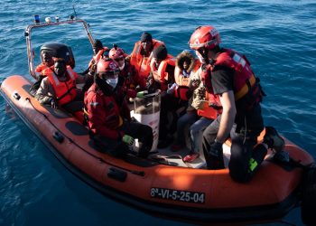 Migranti, a Ortona un centinaio di interforze per l’arrivo della nave spagnola