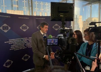 Marsilio al Comitato europeo delle Regioni: “Difendere la sovranità digitale”