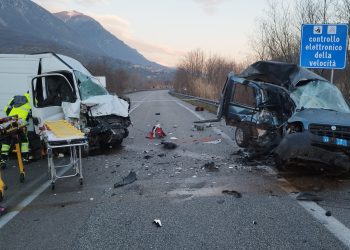 Schianto sulla ex superstrada del Liri, due morti e due feriti