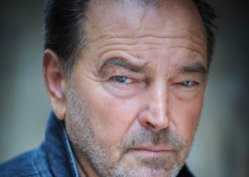 Sebastiano Somma porta in scena Il vecchio e il mare alla serata d’onore della Factory