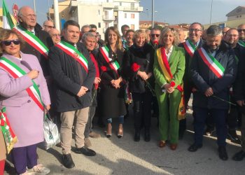 A San Salvo intitolata strada a Bettino Craxi, presente la figlia Stefania