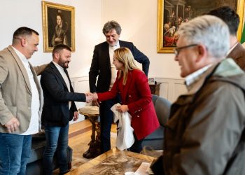 I familiari delle vittime di Rigopiano dal presidente Meloni: piena disponibilità per fornire risposte