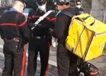 Caporalato dei rider anche in Abruzzo, così i fattorini sfruttano i disperati